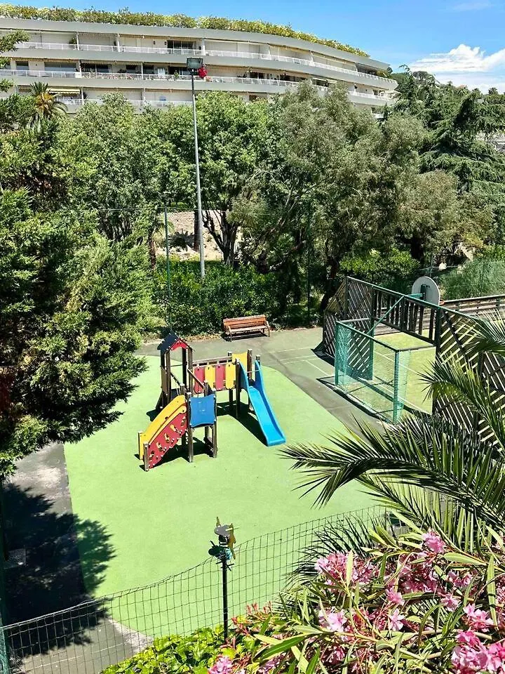 Residence Piscine Vue Mer Parking 4 Personnes Cannes